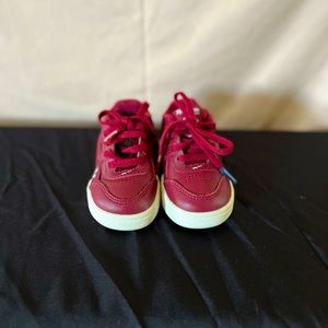 Red Reebok "Concept Sample 001" Rare Classic Athletic Sneakers.